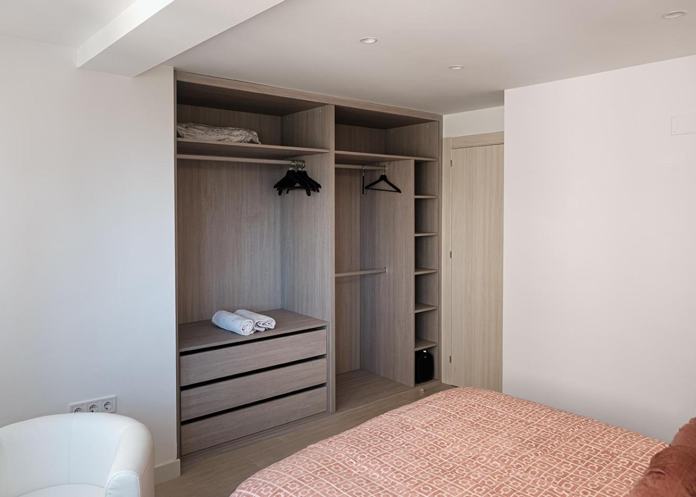 - Steps From The & Historic Center Appartement *