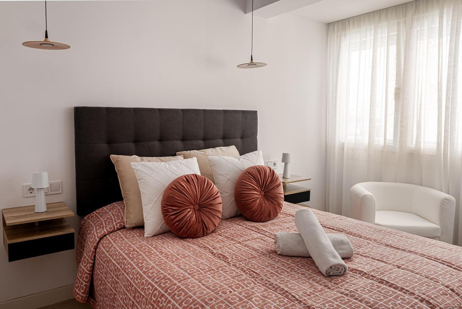 - Steps From The & Historic Center Appartement